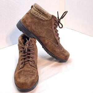 VINTAGE HIKING BOOTS ~ BROWN SUEDE KNIT CUFF ~ RUGGED OUTBACK ~ SZ 8W ~ GREAT!
